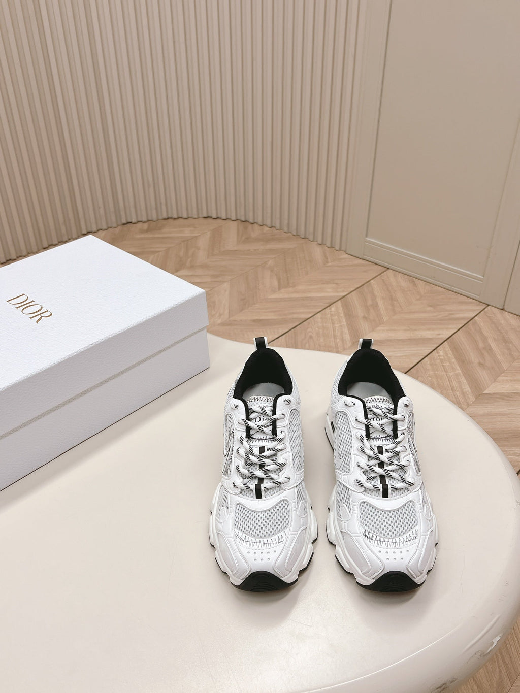 CD 26s Chrono Sneakers White Black Cowhide Mesh 643753