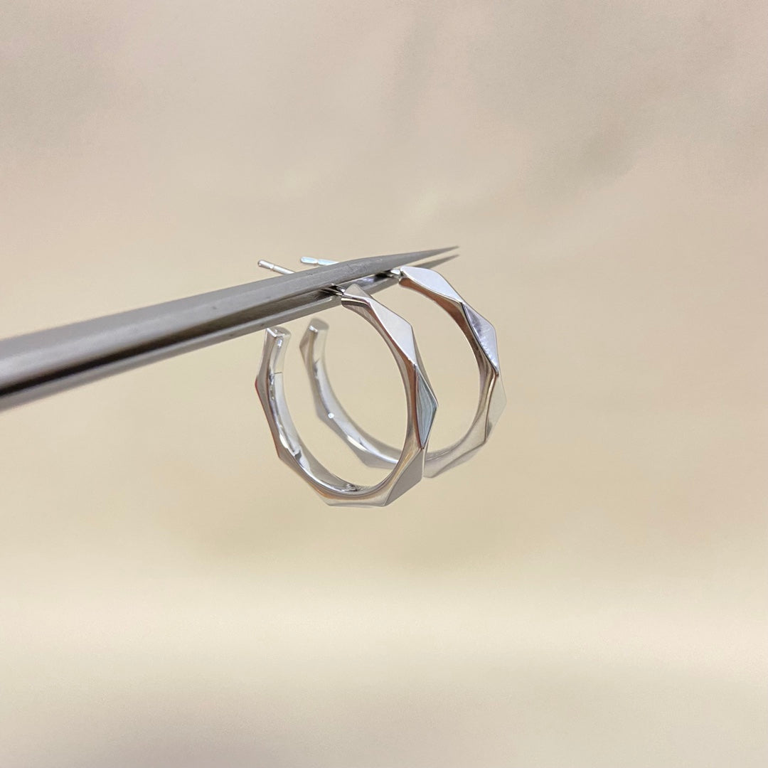 Graff New Polished Diamond-Shaped Earrings