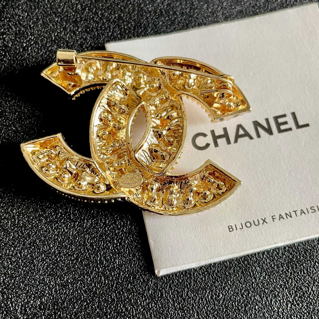CHANEL 26S DOUBLE C LOGO FULL PAVE CRYSTAL BROOCH IN GOLD METAL 630079