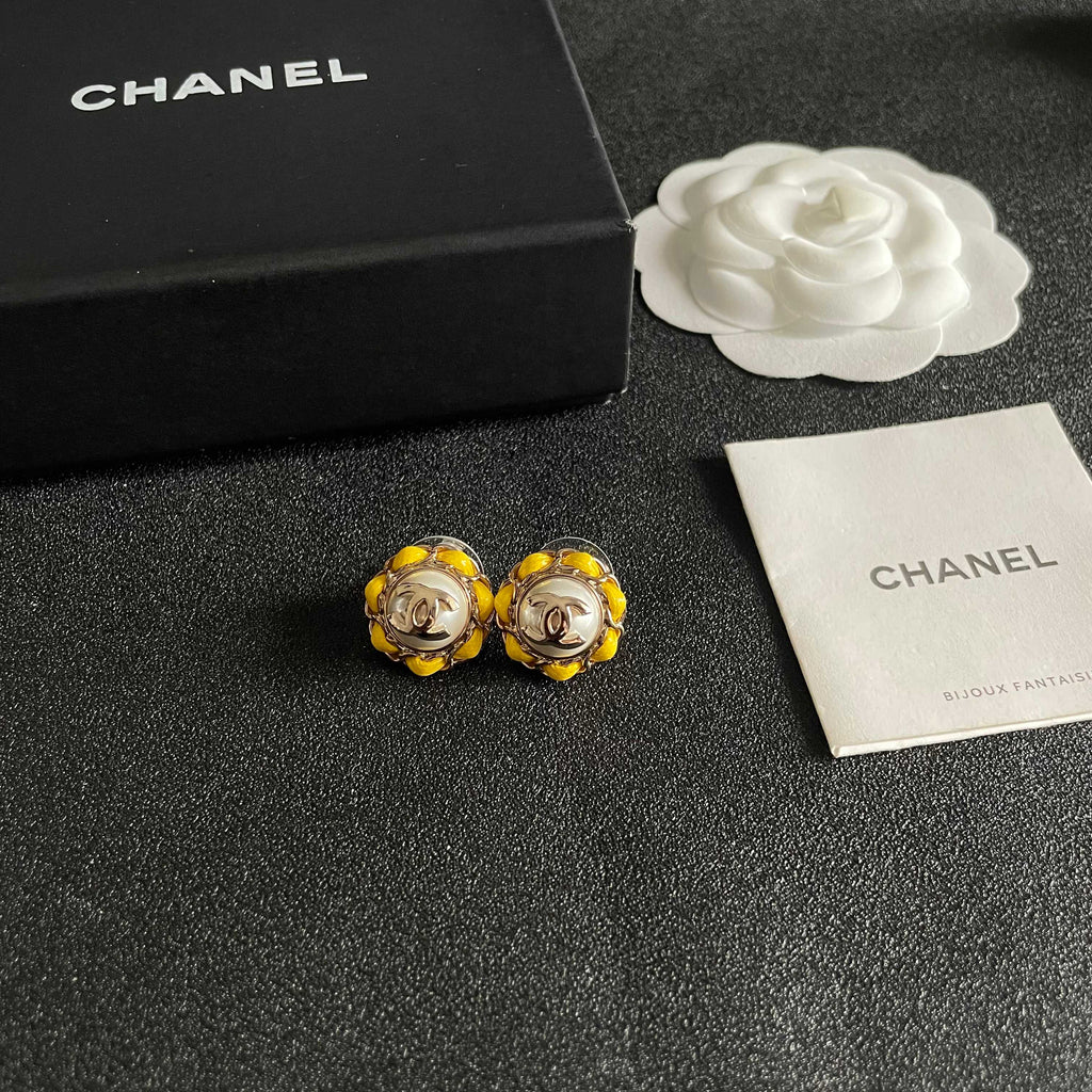 CC Pendant Double C Yellow Pearl Gold Earrings