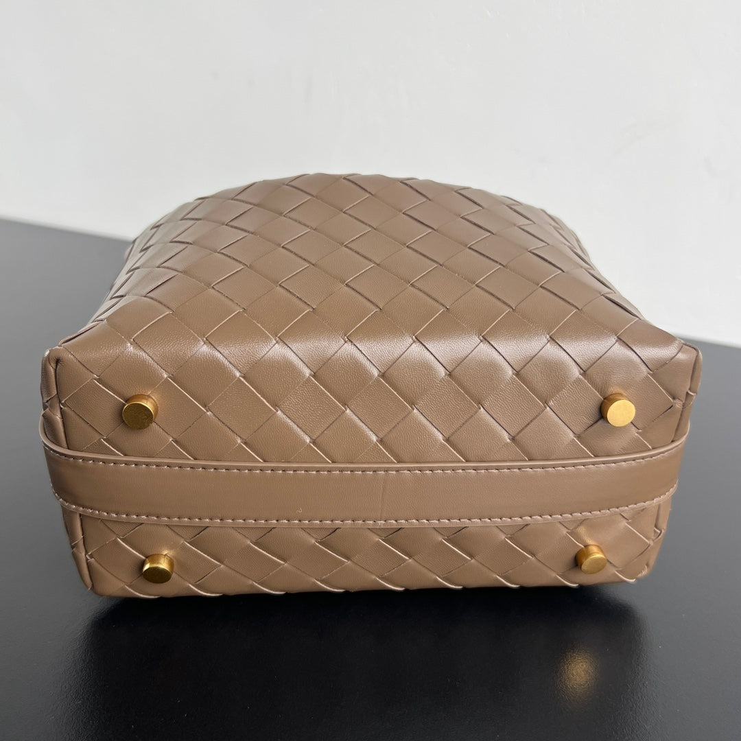 WALLACE 22 BAG BROWN CALFSKIN