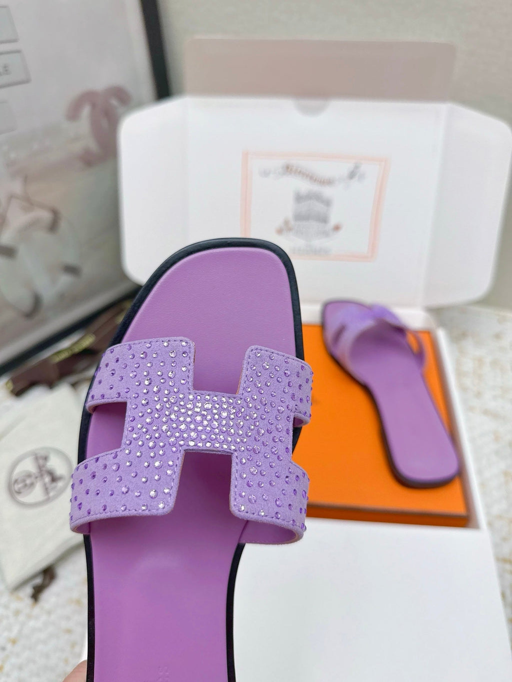 HM 26ss Oran Sandals Purple Crystal Suede Cowhide 625255