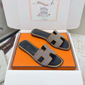 HM 26ss Oran Sandals Black Beige Gray Rhinestone Cowhide 625261