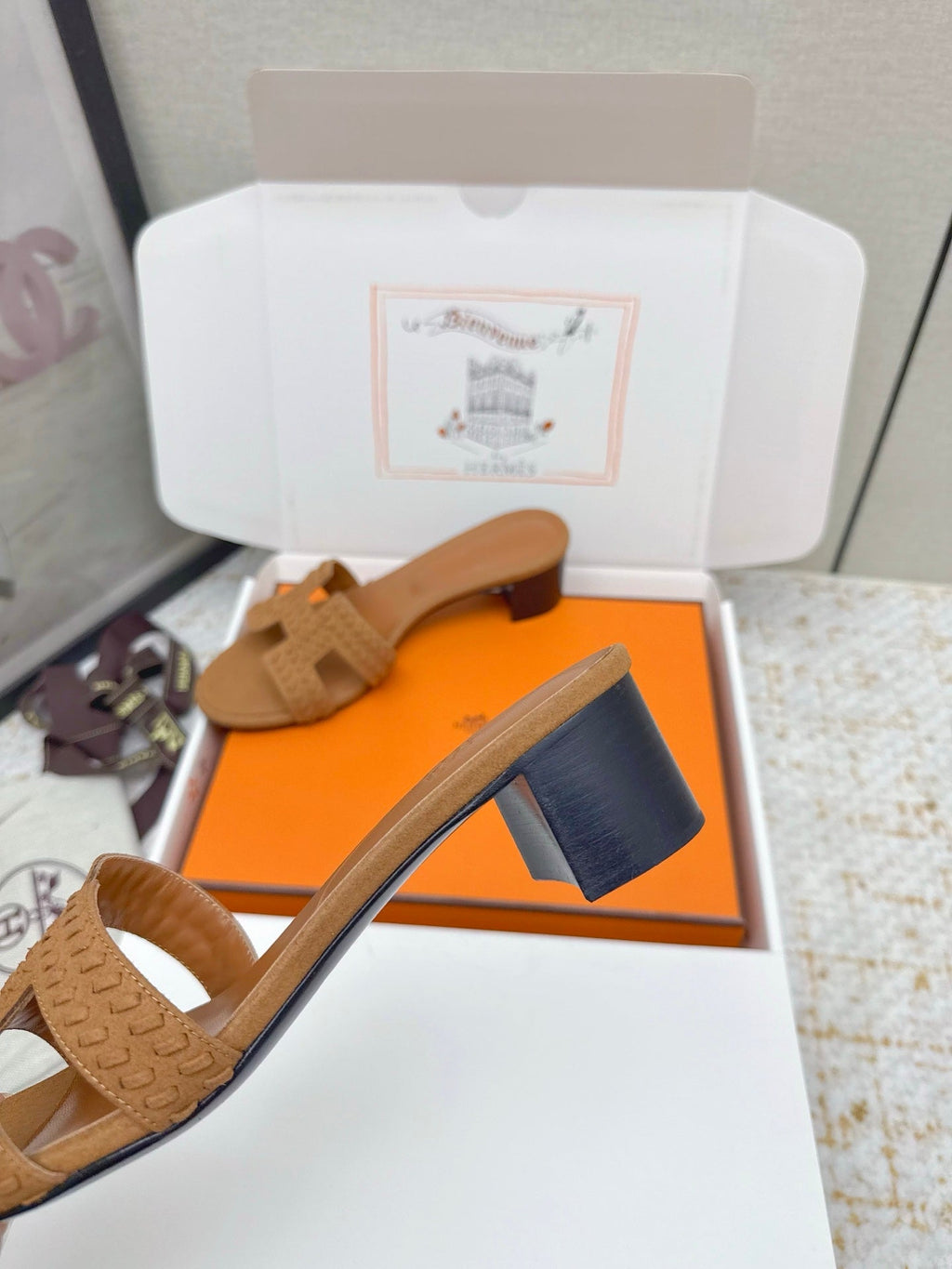 HM 26ss Oran Sandals 50 Brown Suede Sheepskin 625143