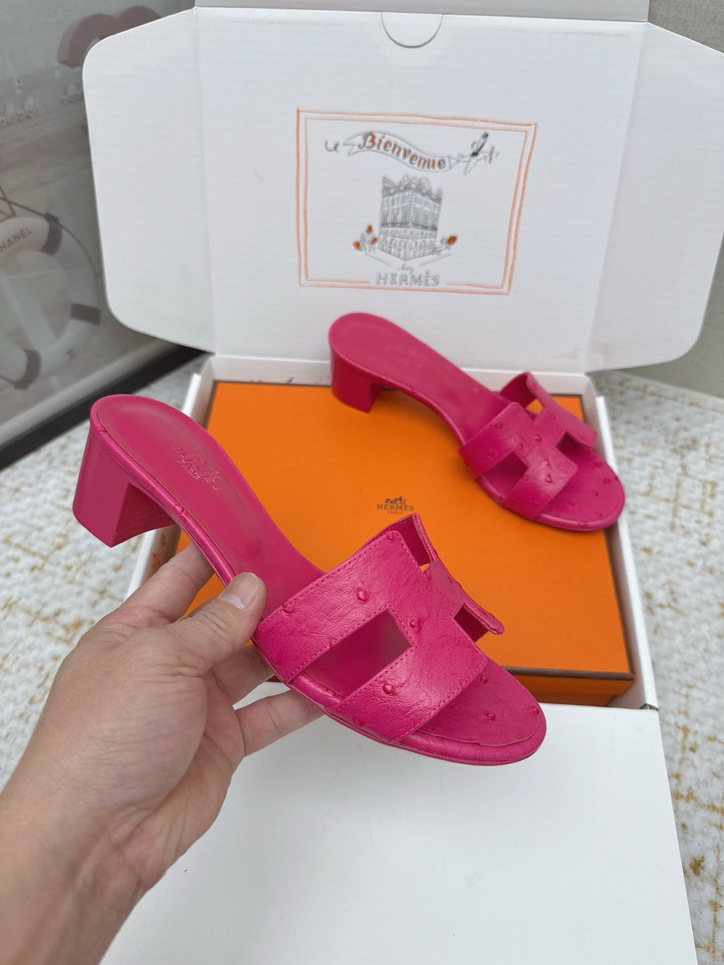HM 26ss Oran Sandals 50 Dark Pink Ostrich Leather 625133