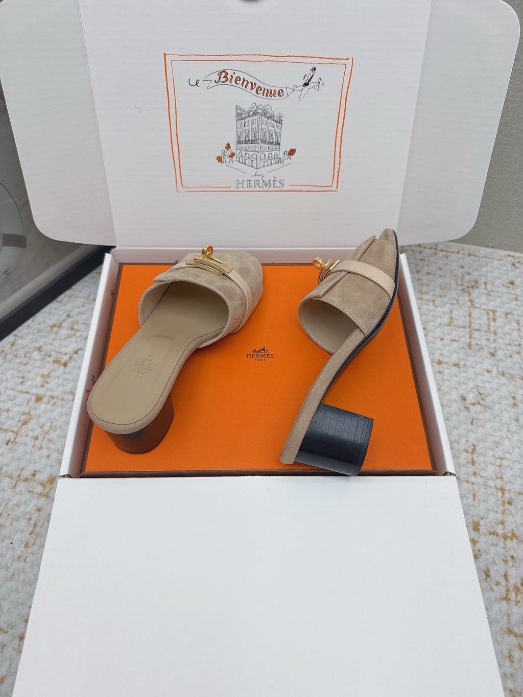 HM 26ss Oasis Sandals 50 Beige Suede Cowhide 625148
