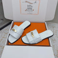 HM 26ss Oasis Sandals White Sheepskin Gold Buckle 625159