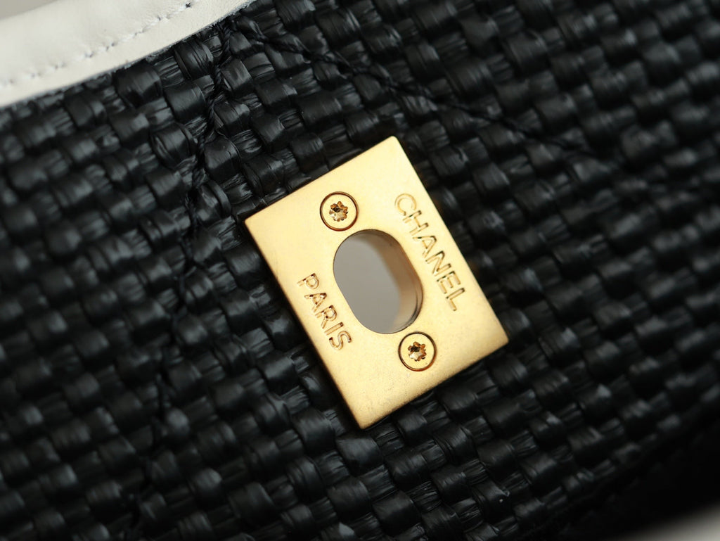 Chanel 2026 Maxi Hobo Bag 28cm Black Straw Leather 351070