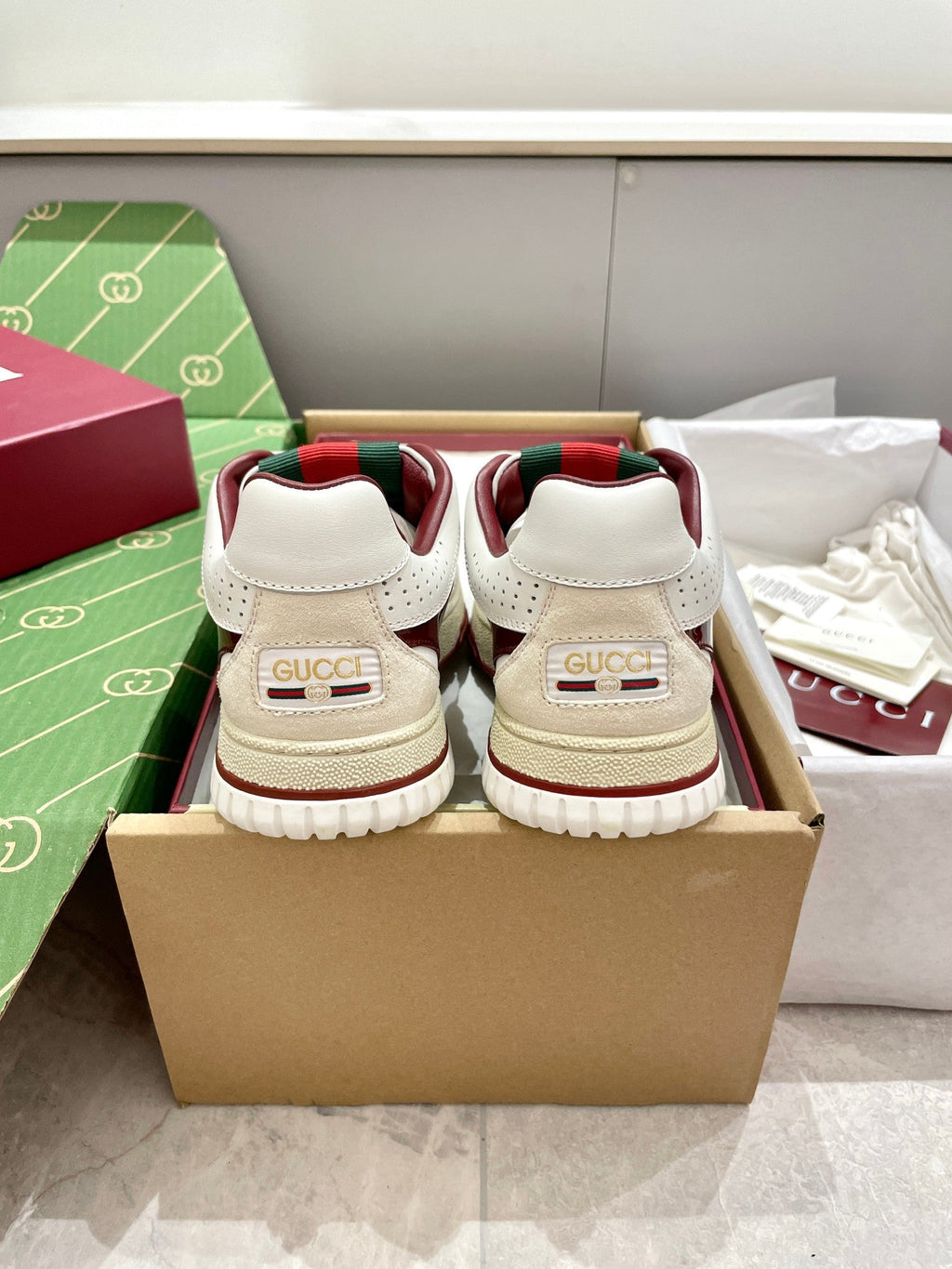 GG 26 Sneaker White Burgundy Red Green Cowhide 632870