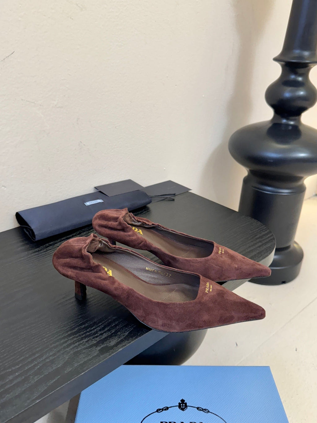 PRA 26S Pointed Toe Low Heels 60 Red Brown Suede 627410