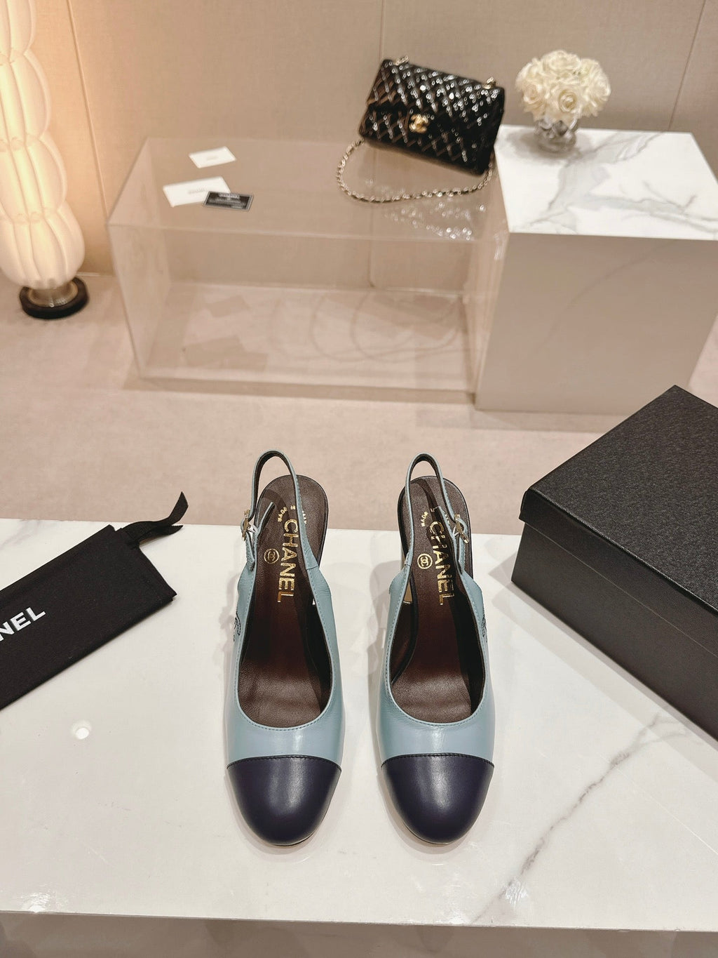 CC 24P SLINGBACKS 95MM TURQUOISE BLACK LAMBSKIN