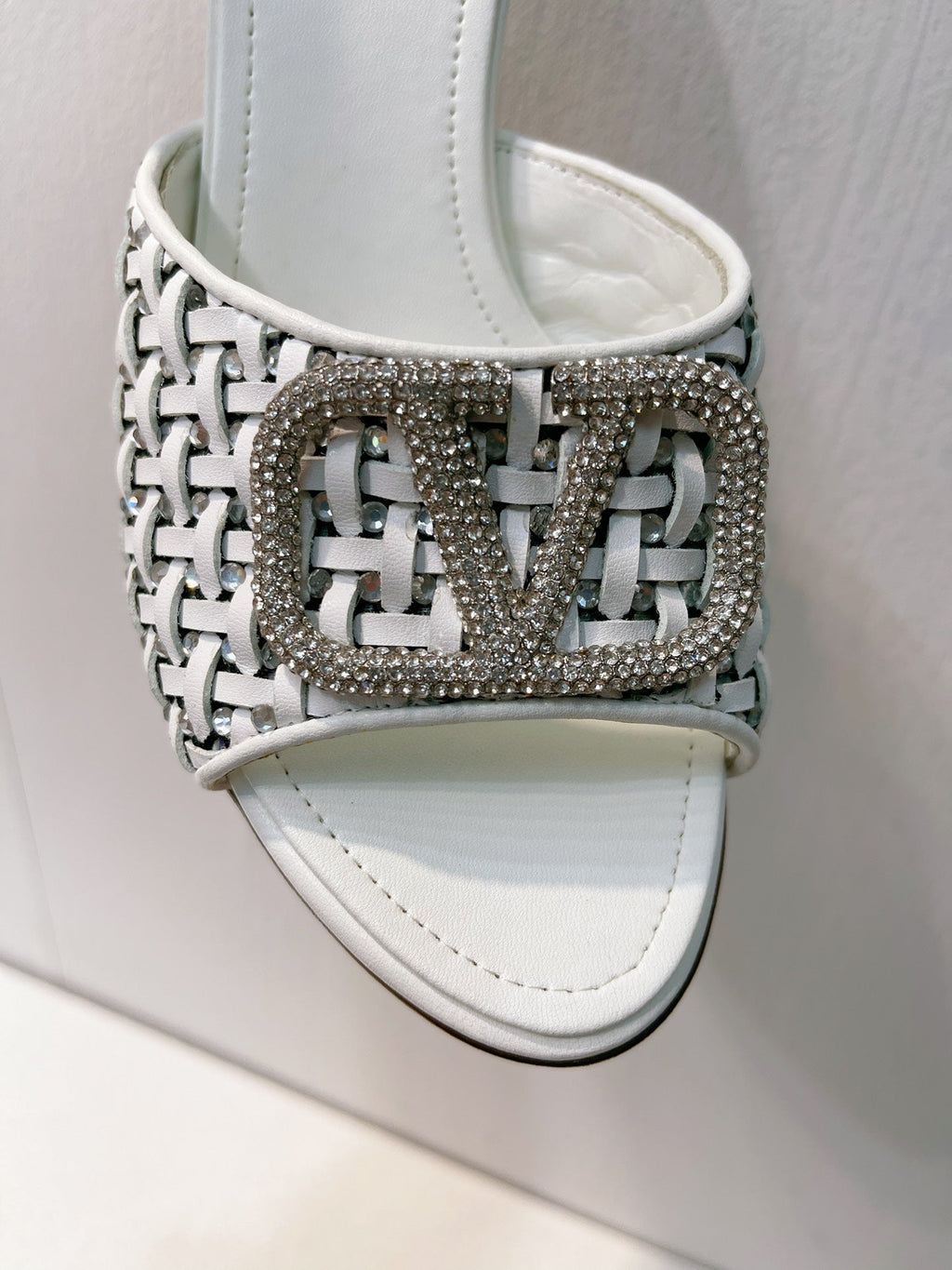 VT High Heeled Sandals White Sheepskin 292788
