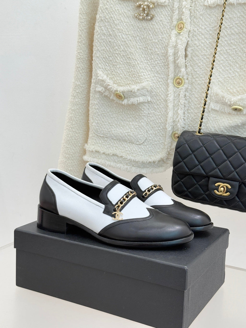 CC 26 Loafer Black mix White Calfskin 610019