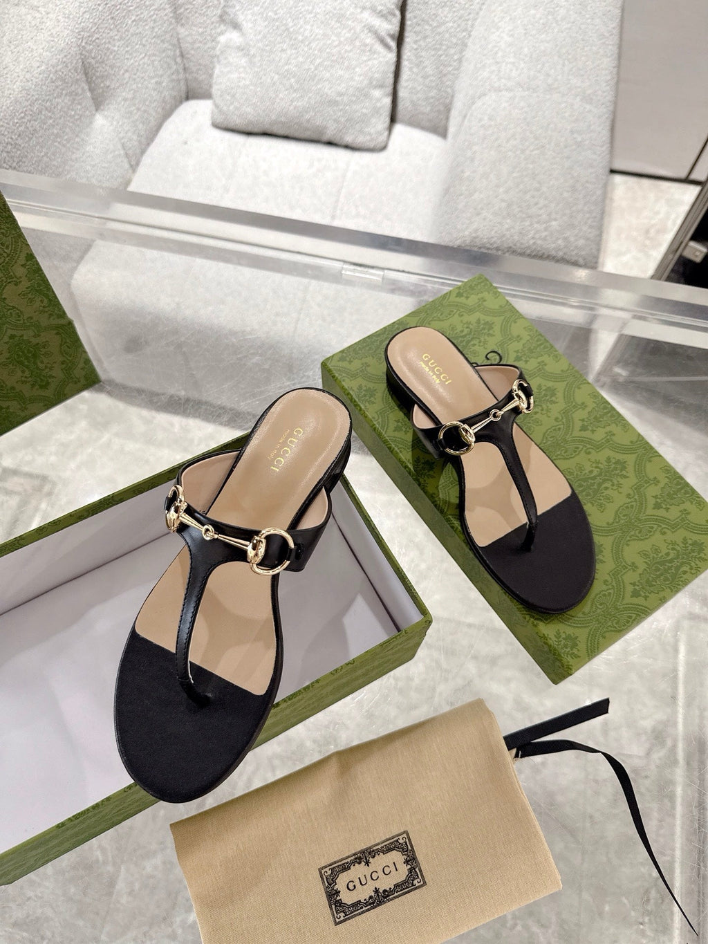 GC Horsebit Thong Sandals Black Leather 292477