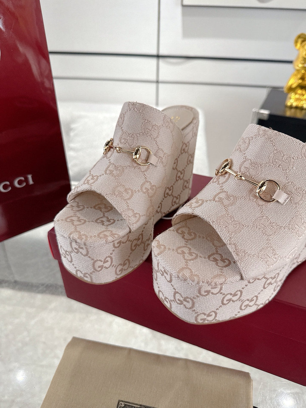 GC Wedge With Horsebit Sandal Beige Canvas 292423