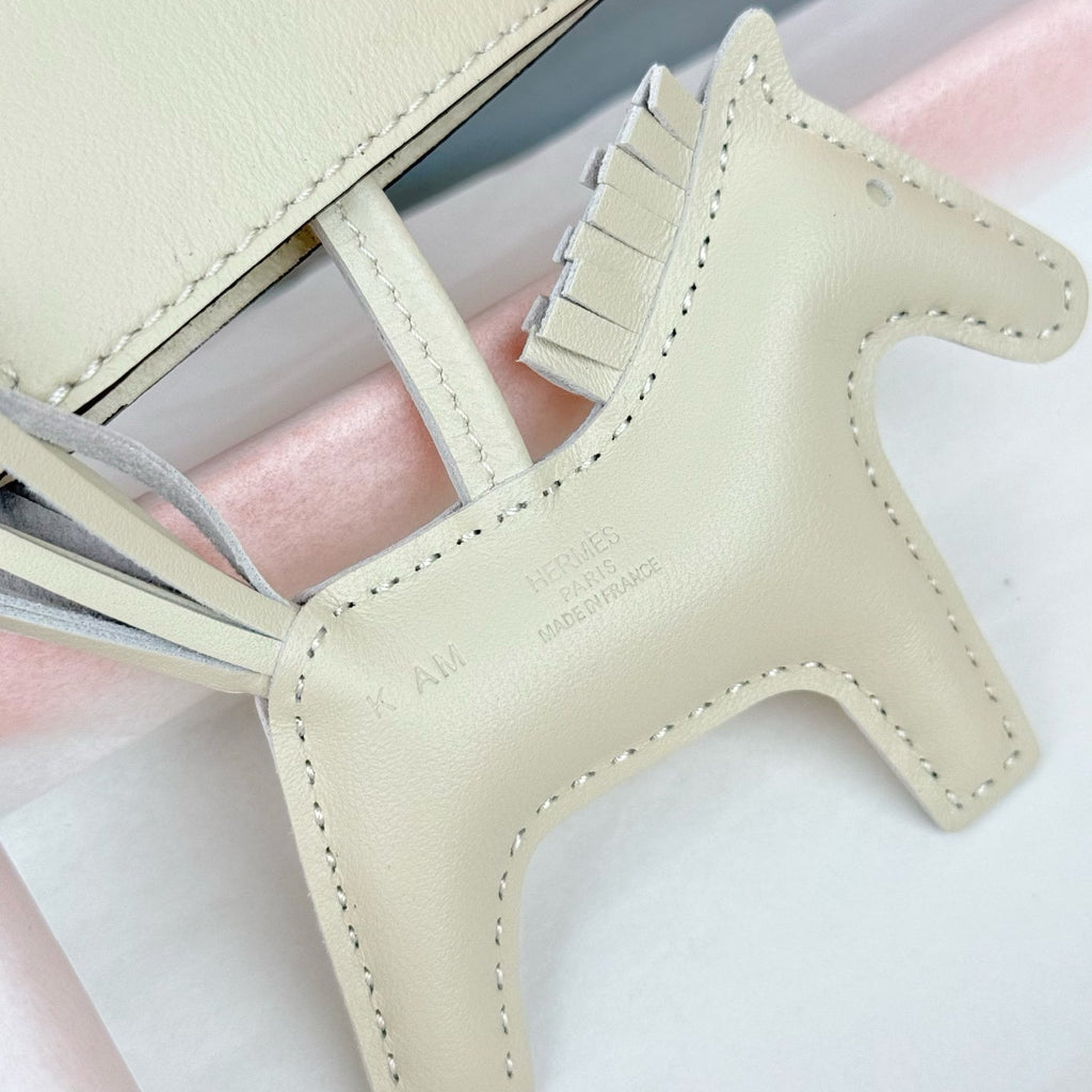 HM Rodeo Robeo Coeur Pony Bag Charm With Gold-tone Studs Cream Lambskin