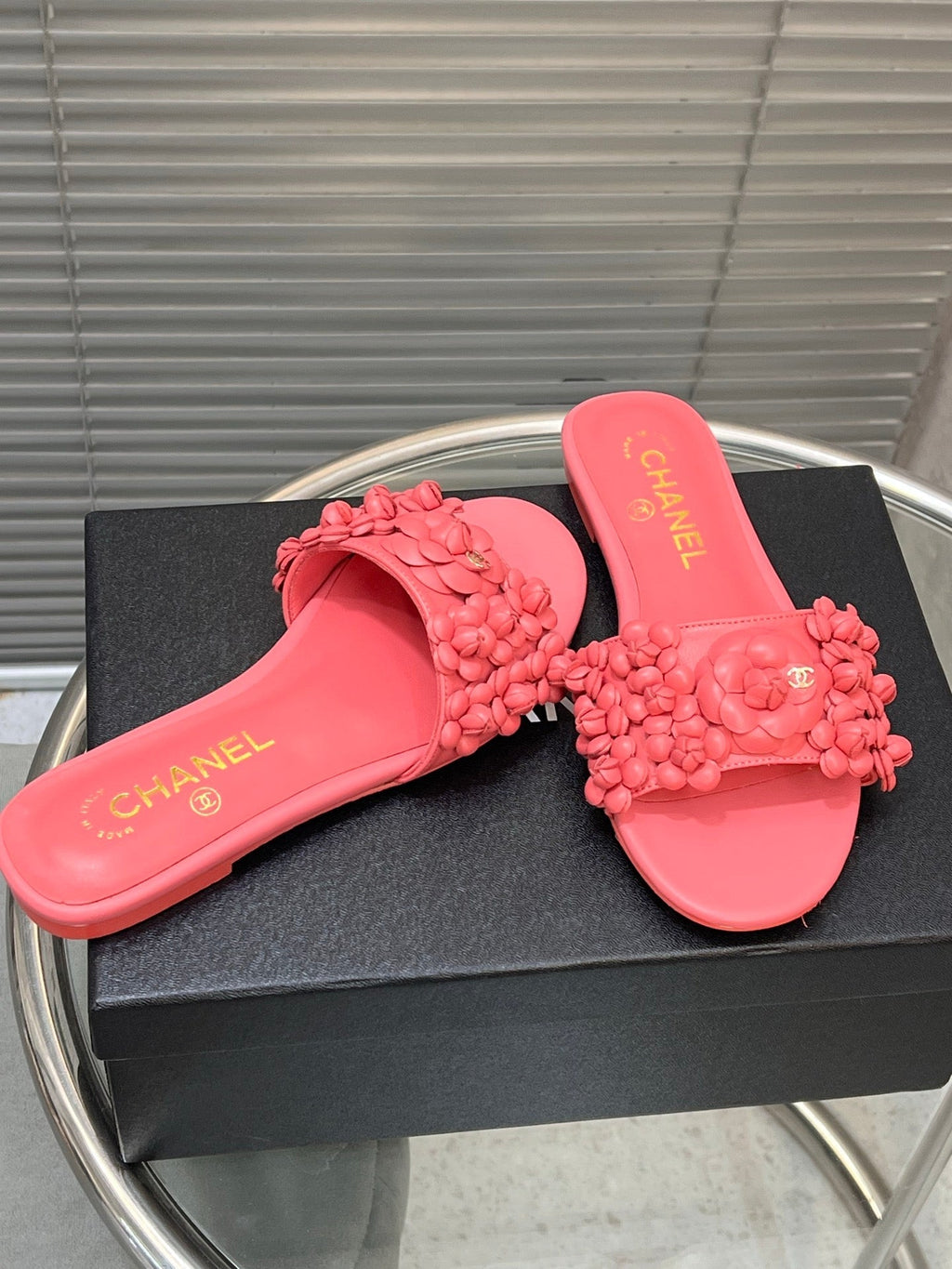 SLIPPERS CAMELLIA IN PINK CALFSKIN
