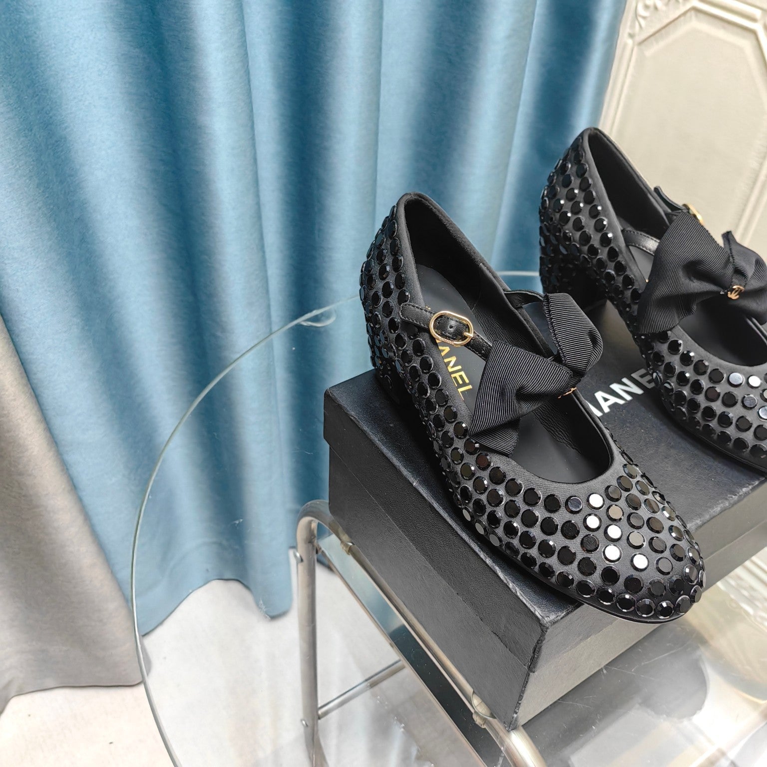 HIGH MARY JANE BOW RHINESTONE BLACK SILK