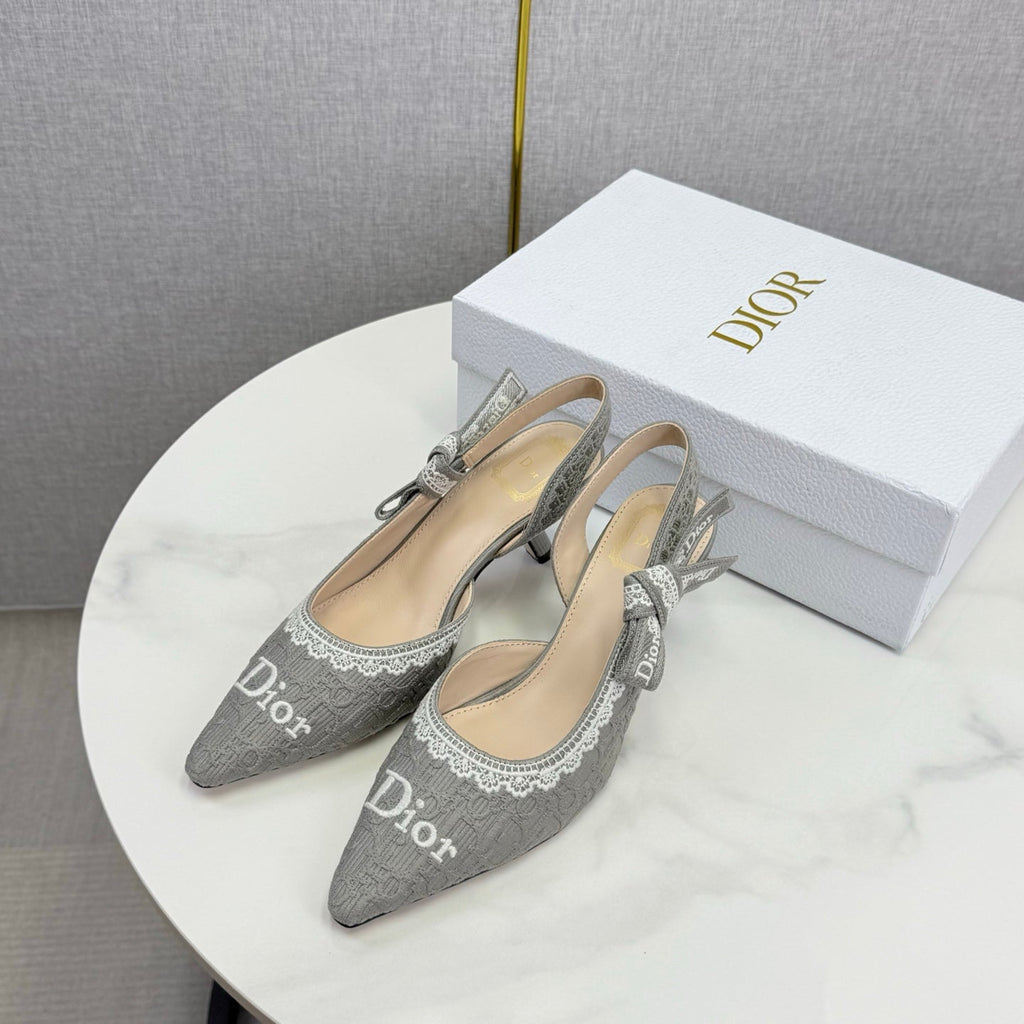 DIOR 26S SLINGBACK PUMPS IN GRAY FABRIC EMBOSSED LOGO
