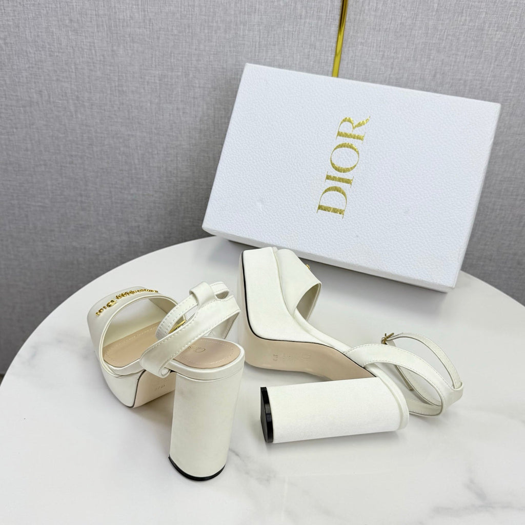 CD 26s Platform Sandals 80 White Beige Satin Sheepskin 640231