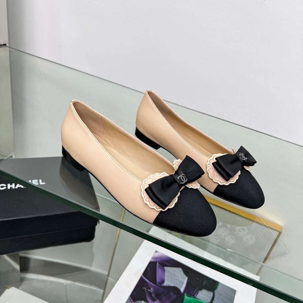 CC Ballet Flats Beige Lambskin