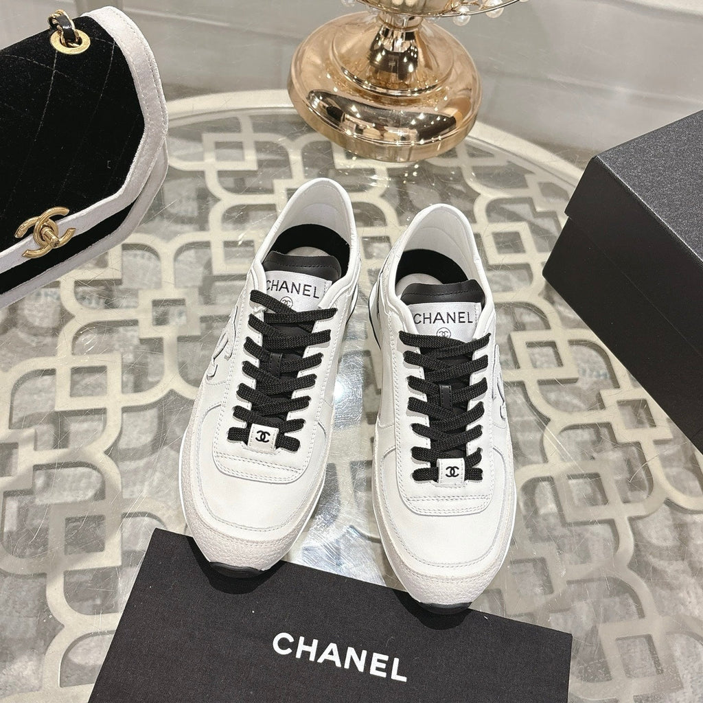CC 25C Traines White Calfskin & Suede 213314