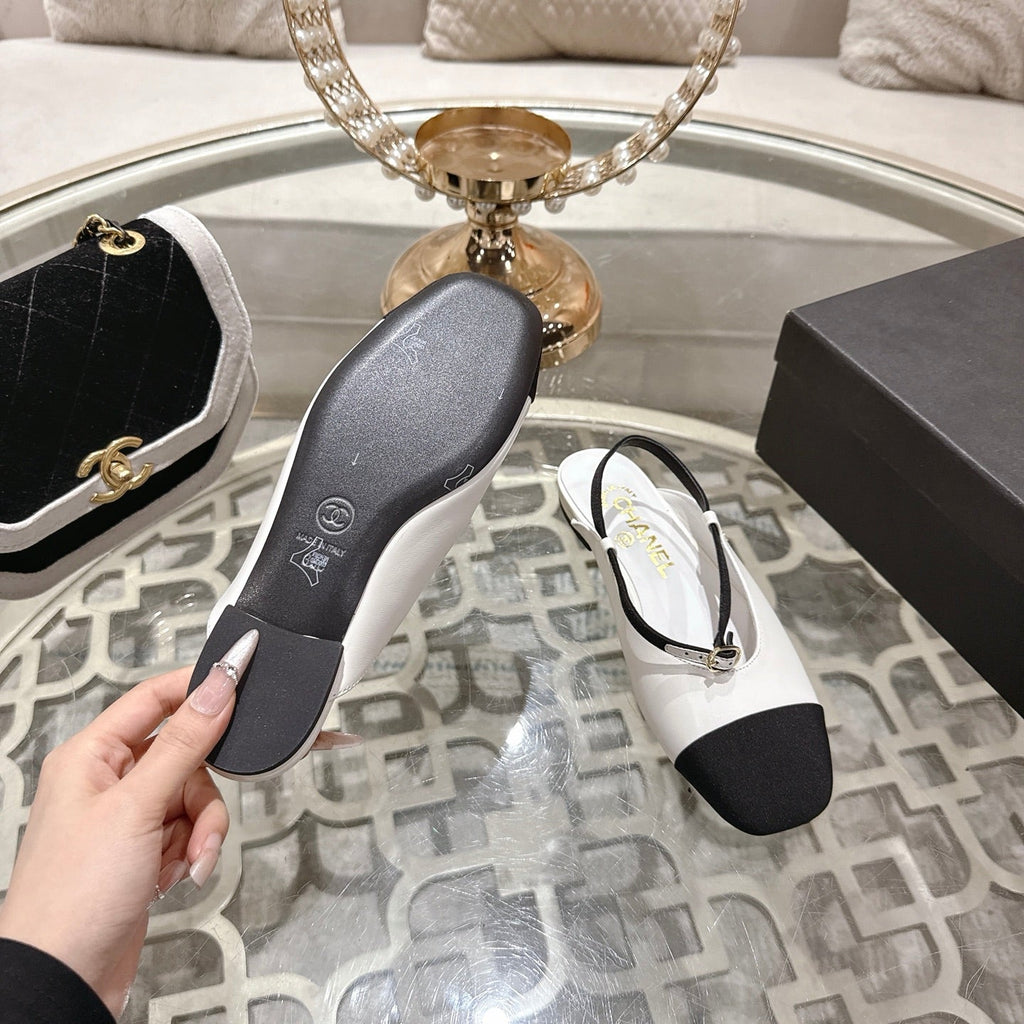 CC 26s Mary Jane White Black Sheepskin 627039