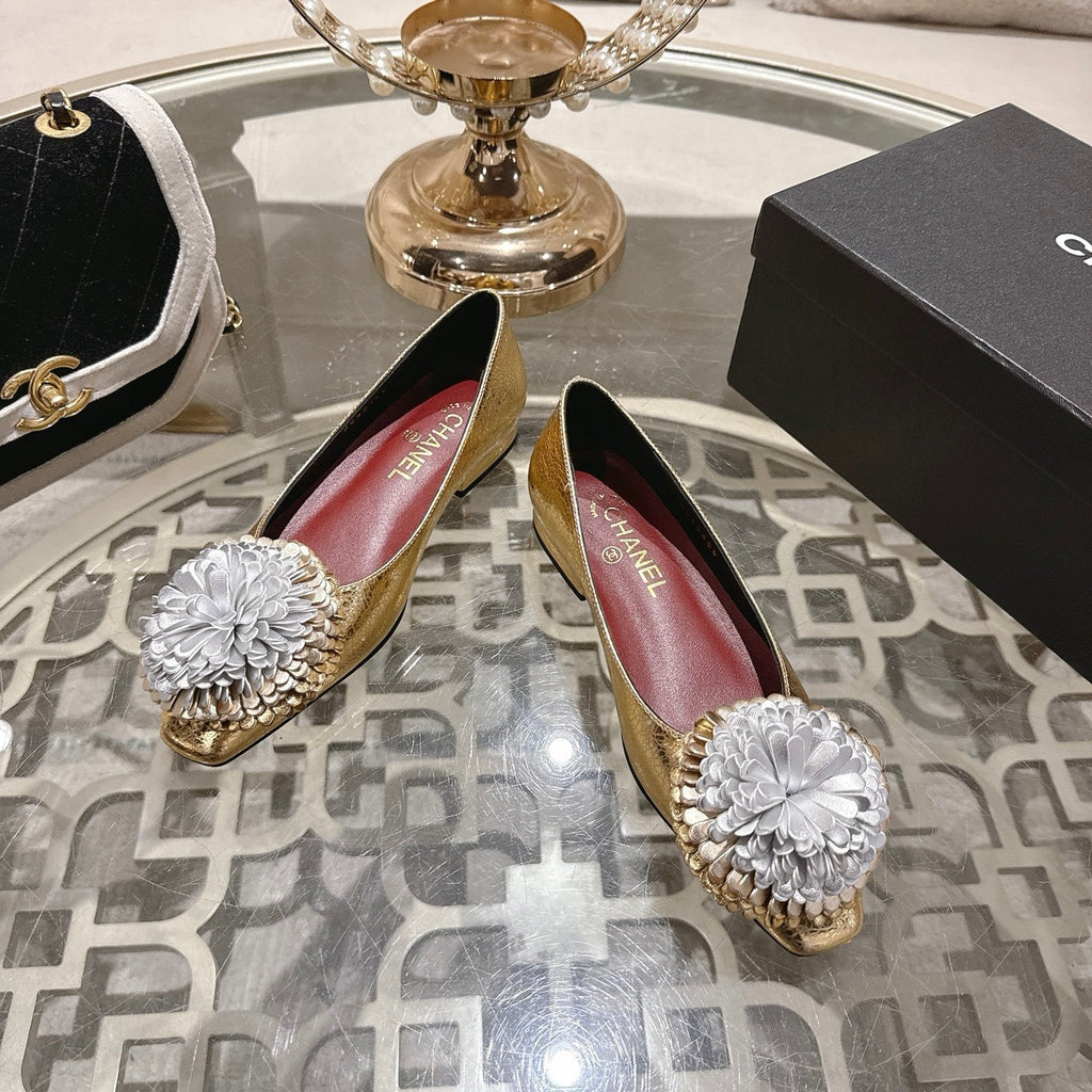 CC 26s Floral Ballet Flats Gold Sliver Sheepskin 627024