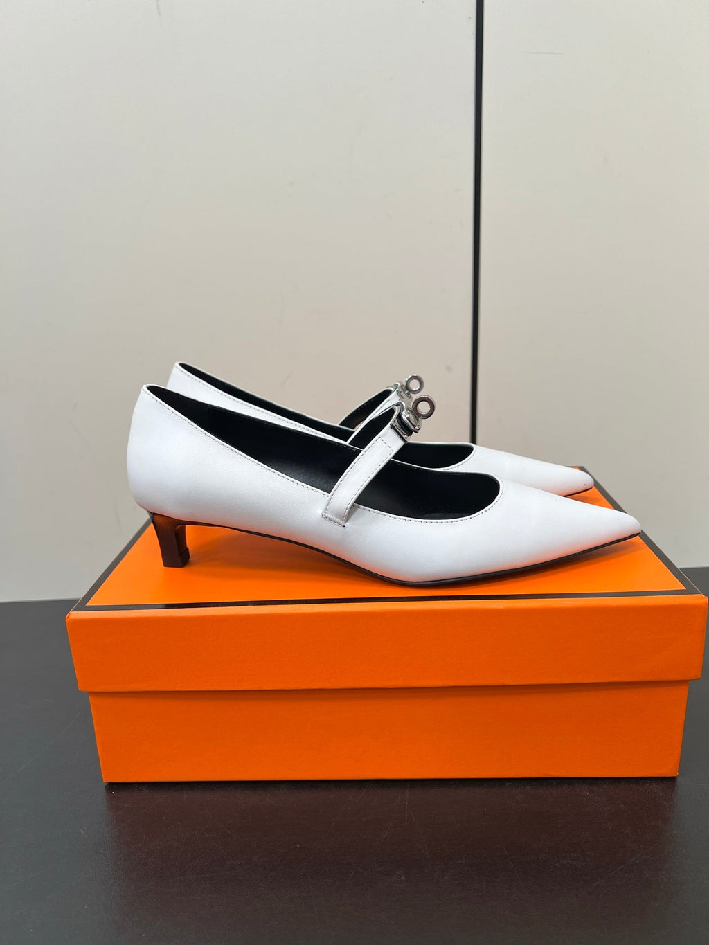 HM 25C Kiara 40 Pump White Calfskin 210282