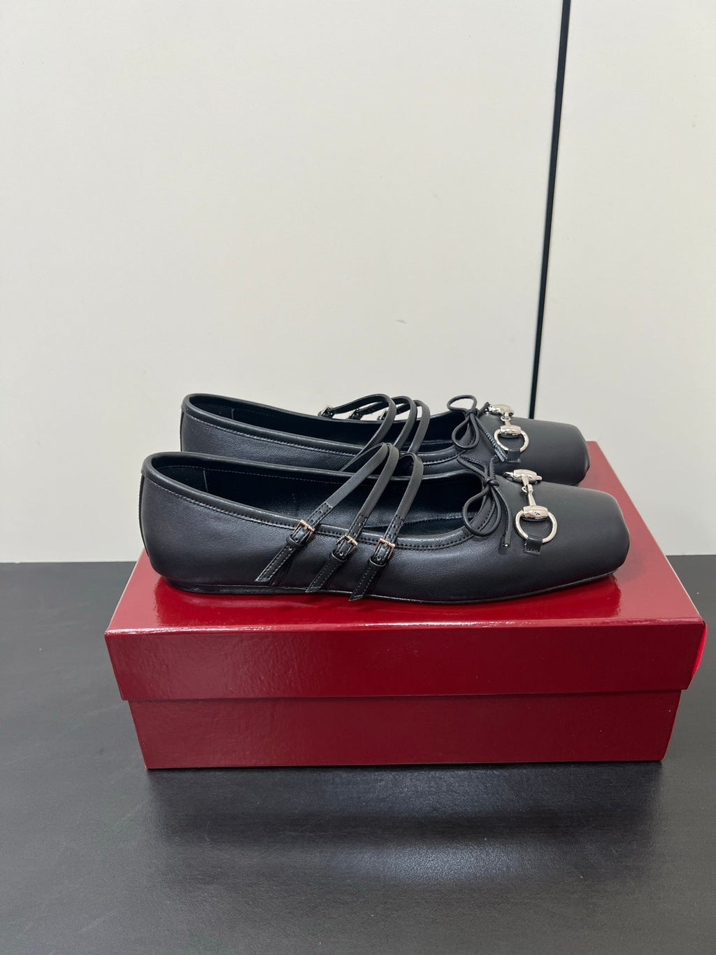 GG MARY JANE 25S IN BLACK LAMBSKIN WITH SILVER HARDWARE