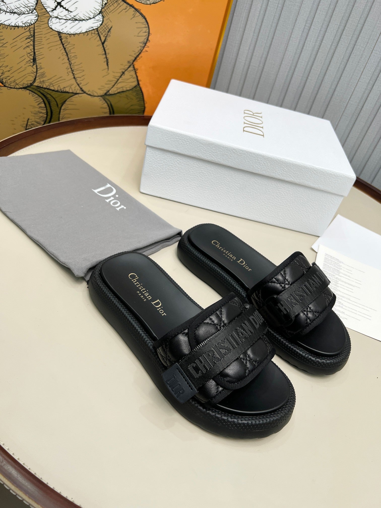 PLATFORM SLIDES 25S 50MM IN BLACK CALFSKIN AND ELECTRIC FABRIC