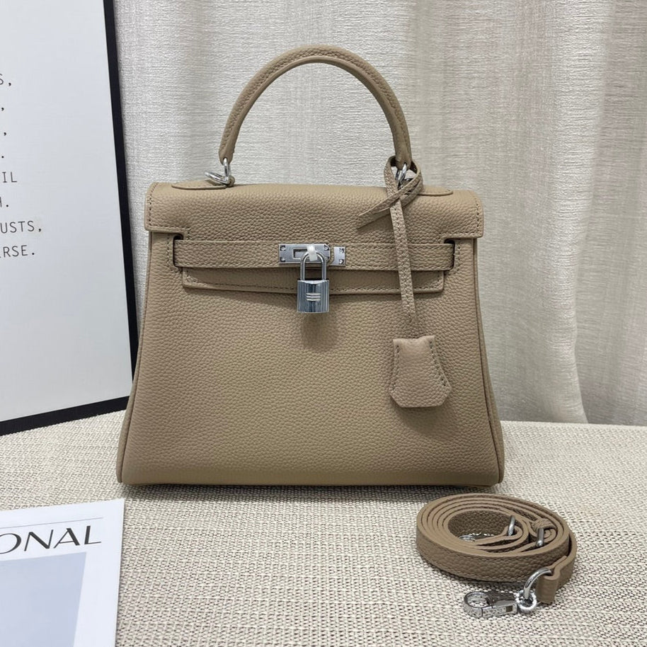 HM Kelly 25cm Gris Tourterelle Togo Leather Silver Hardware