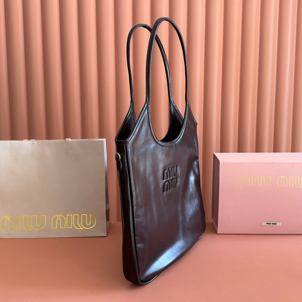 MIUMIU 26S IVY 40 TOTE IN DARK BROWN PATENT CALFSKIN