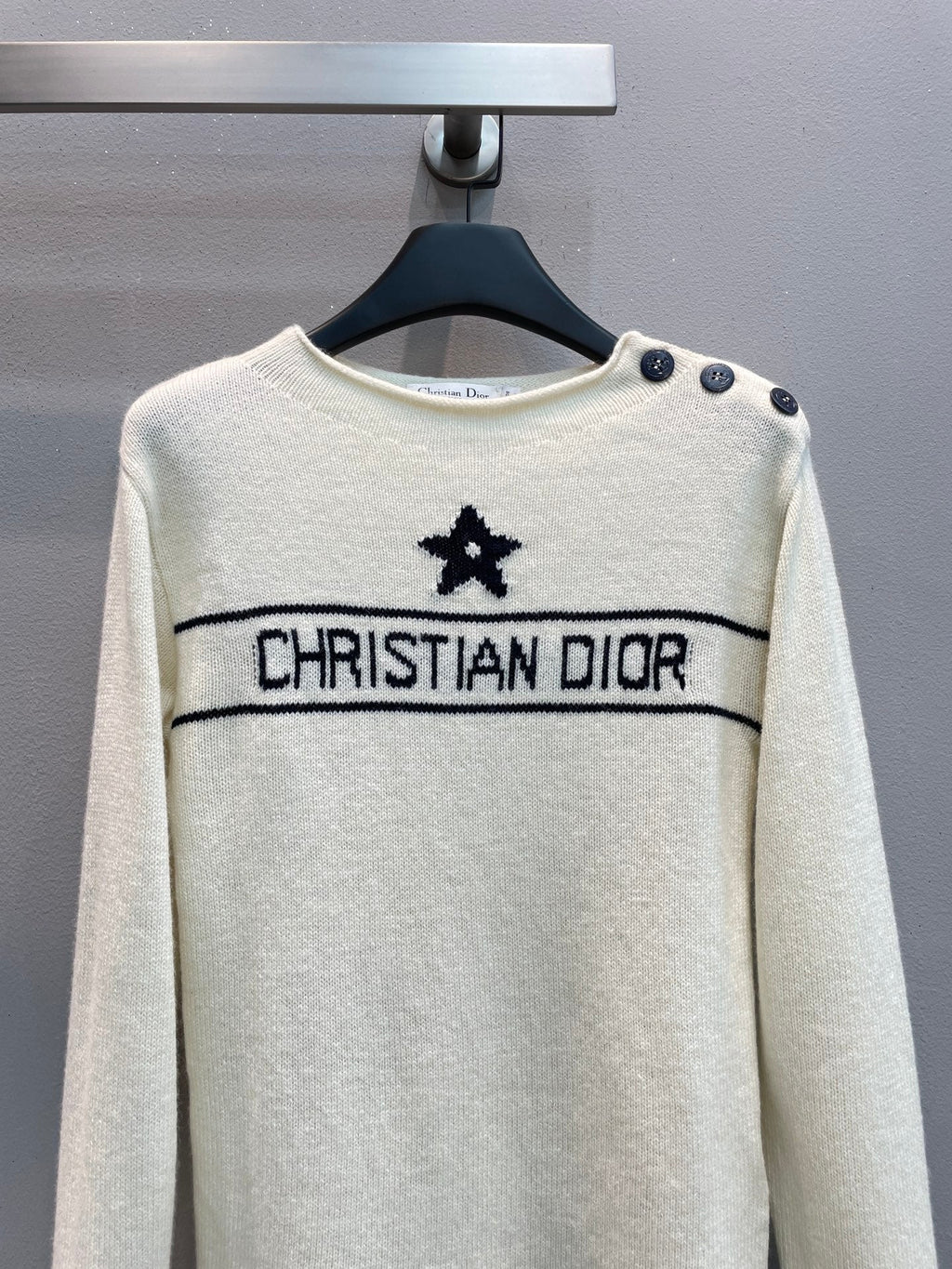 CD 25 Sweater White With Buttons On The Shoulder Cashmere