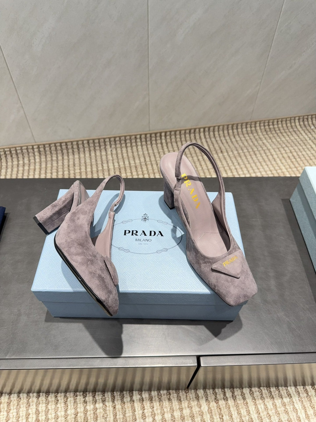 PRADA 26S LOW HEEL SQUARE TOE SLINGBACK SHOES 85MM IN TAUPE BROWN SUEDE WITH LOGO