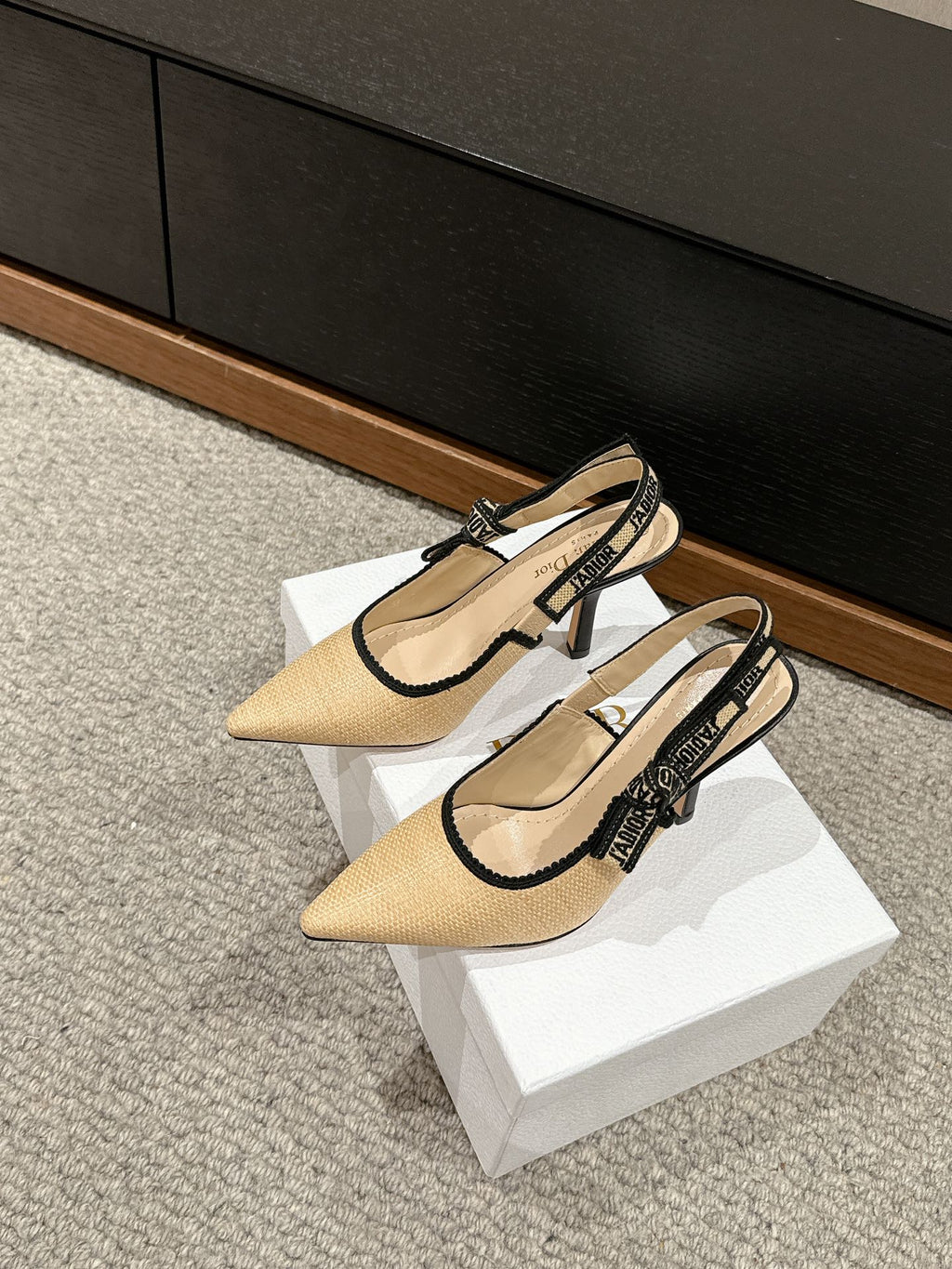 cd slingback 100 beige raffia lambskin
