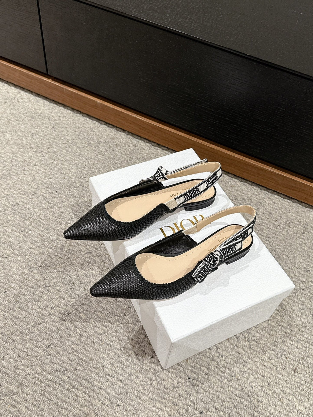cd slingback flat black raffia lambskin