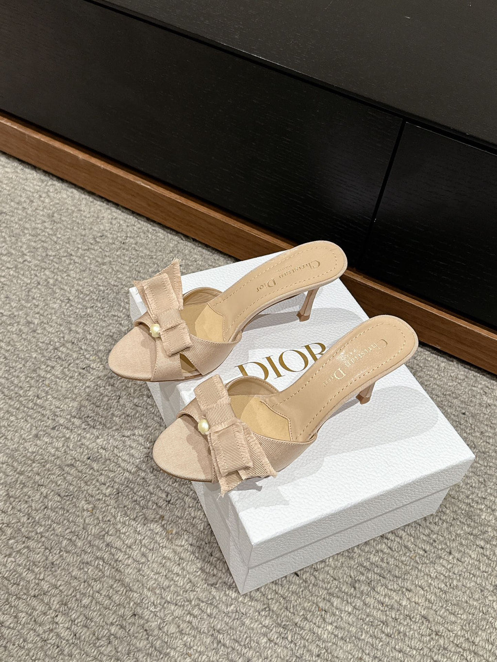 cd sandal adiorable 80 beige grosgrain lambskin