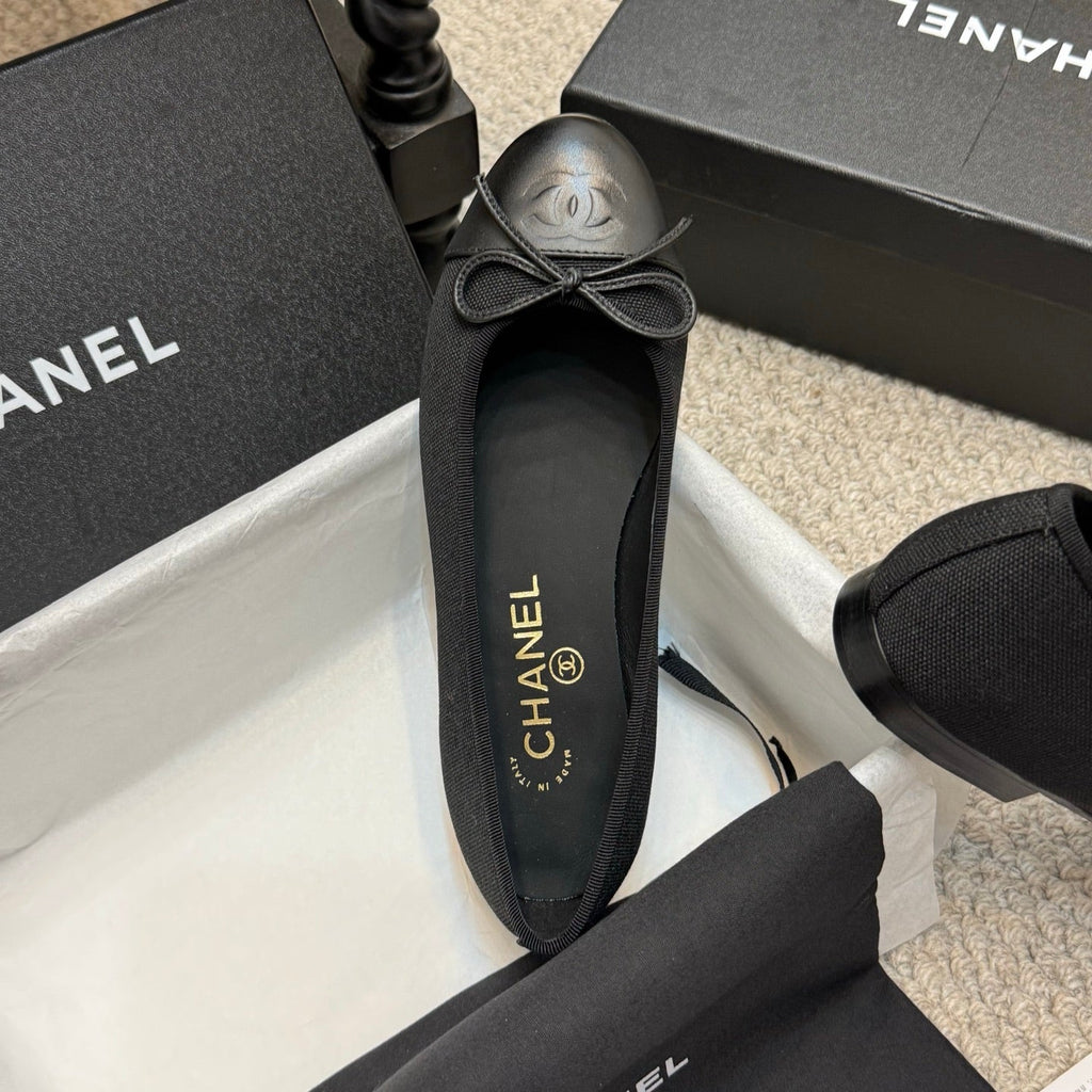 CC 25p Ballet Flat Black Canvas Calfskin