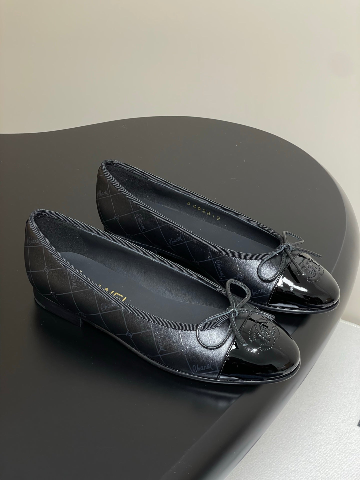CC 25P Black Quilted Calfskin