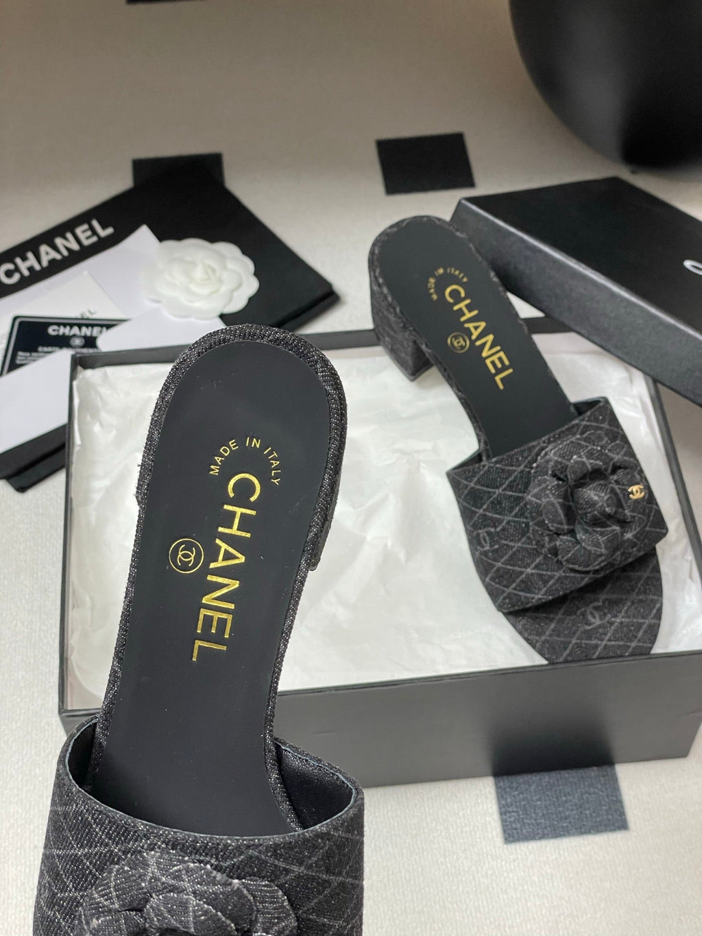 CC 25S Sandal Flower