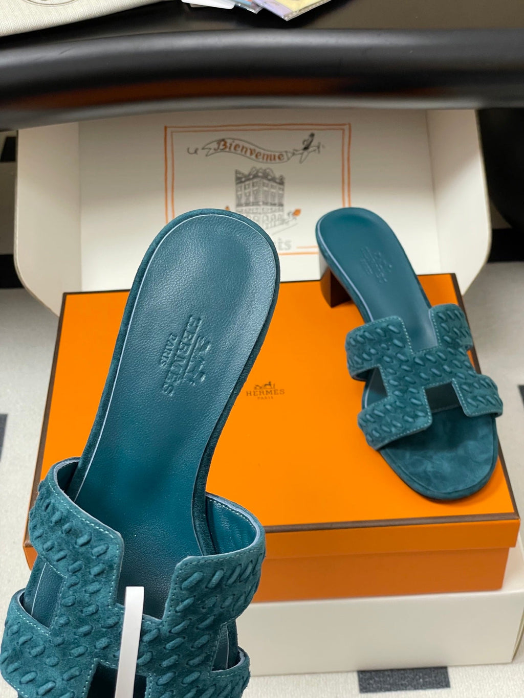 HM 25S ORAN HIGH‑HEEL SANDAL IN DARK BLUE SUEDE AND LAMBSKIN