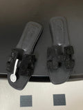 HM 25S ORAN SANDAL IN BLACK LAMBSKIN WITH STONE DETAILS