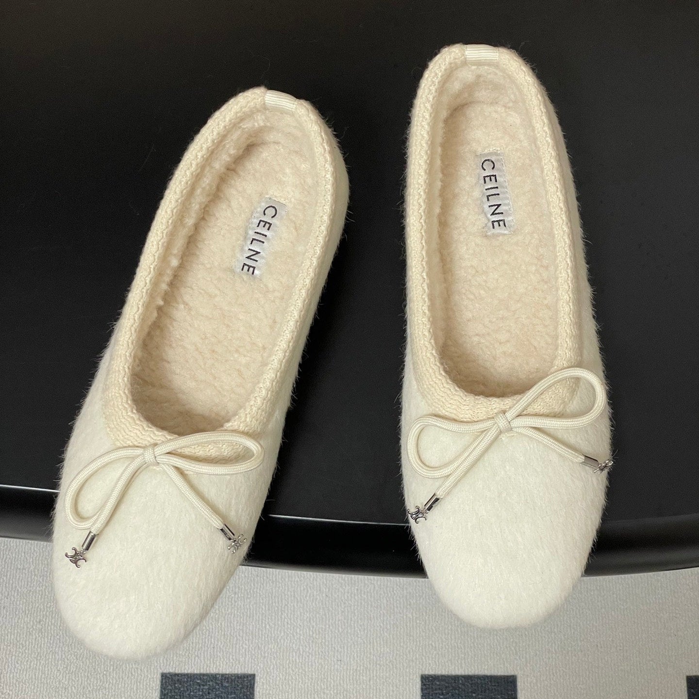 CELINE 26S BALLET FLATS IN CREAM WHITE WOOL WITH BOW