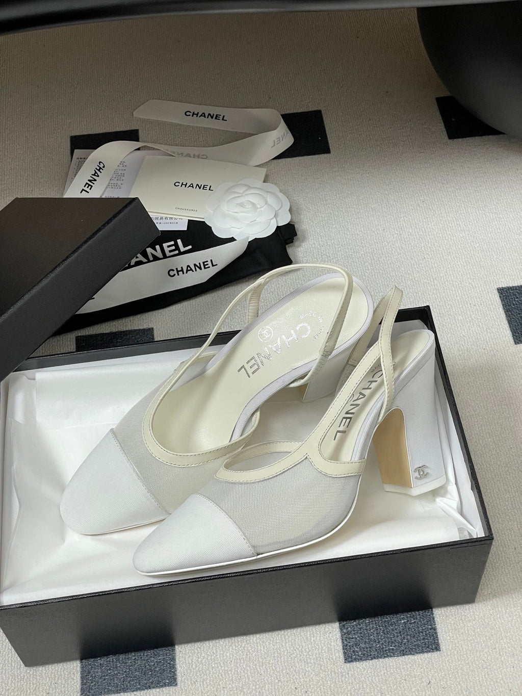 CC 26s Slingback  95 White Mesh Fabric Sheepskin 649441