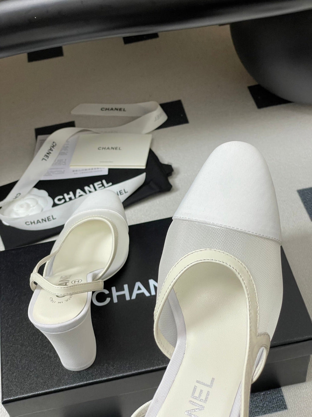 CC 26s Slingback  95 White Mesh Fabric Sheepskin 649441