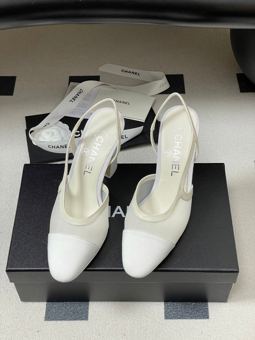 CC 26s Slingback  95 White Mesh Fabric Sheepskin 649441