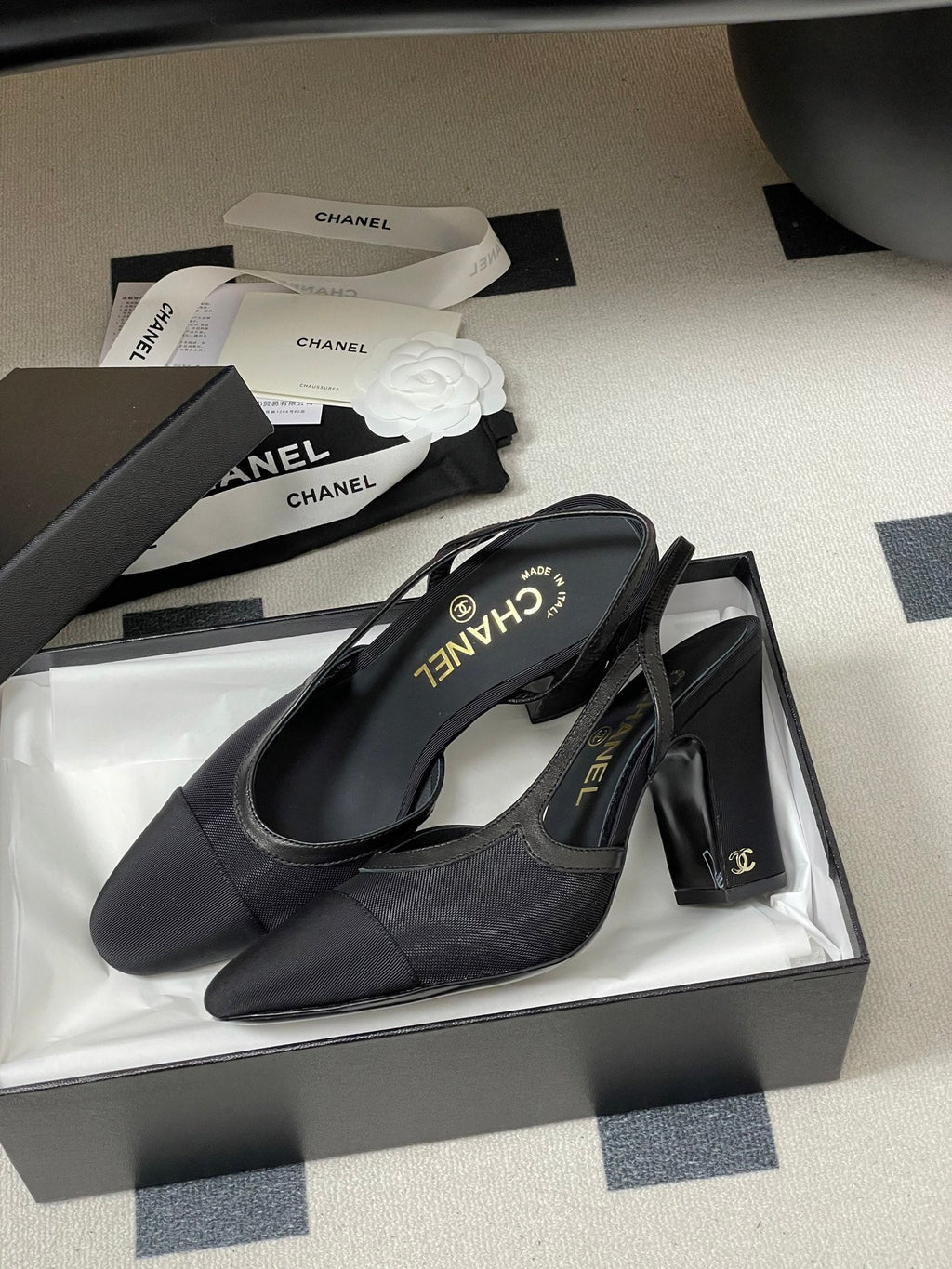 CC 26s Slingback  95 Black Mesh Fabric Sheepskin 649442
