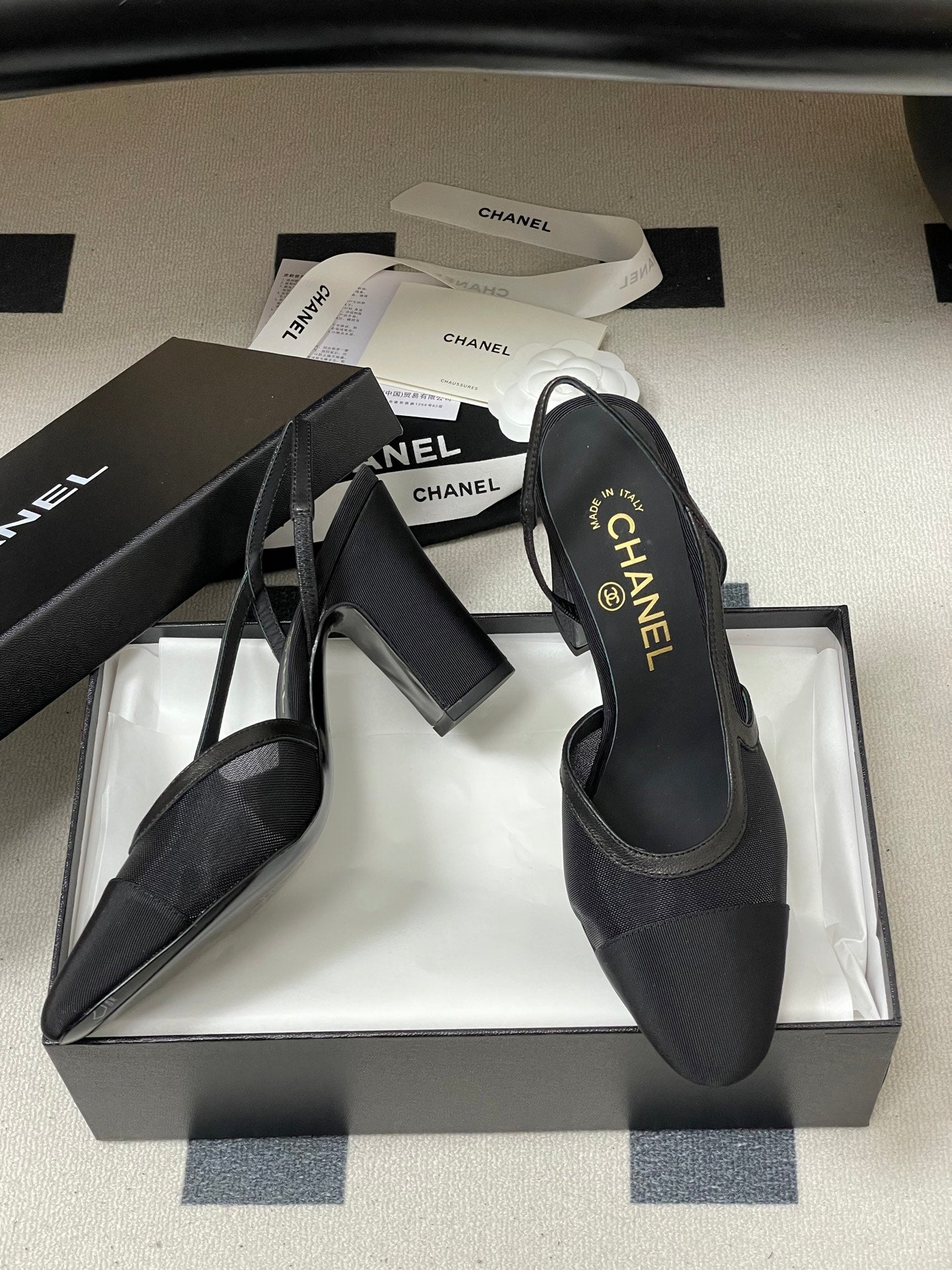 CC 26s Slingback  95 Black Mesh Fabric Sheepskin 649442