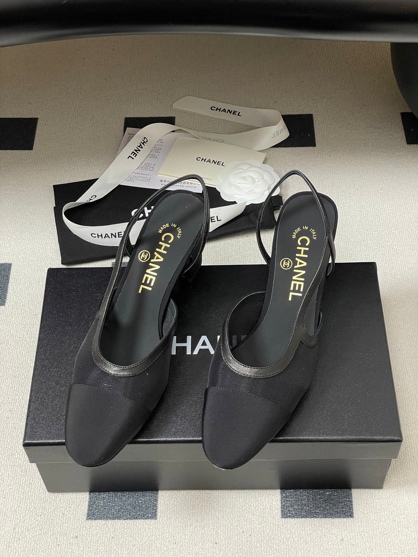 CC 26s Slingback  65 Black Mesh Fabric Sheepskin 649446